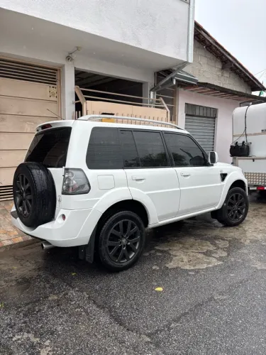Mitsubishi Pajero TR4 2.0 Flex 16V 4X2 Aut. 2014