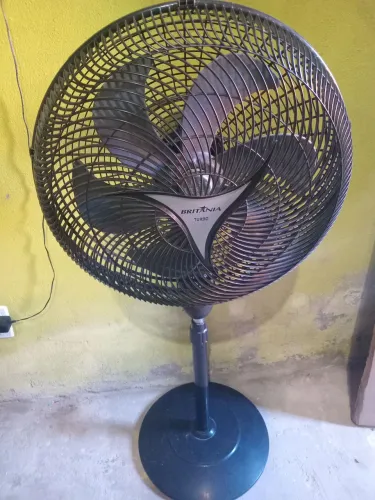 VENTILADOR DE PÉ BRITÂNIA 40CM