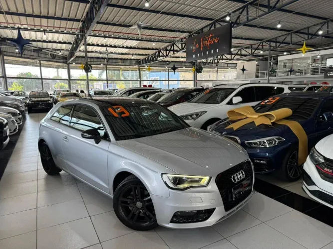 Audi A3 Sportback 1.8 16V TFSI S-tronic 5P 2013