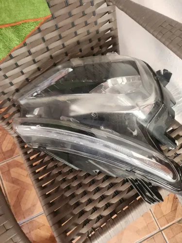 Farol original Citroën Basalt lá Direito led