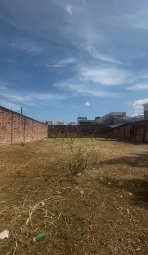 TERRENO À VENDA NO PARQUE DAS LARANJEIRAS - EXCELENTE LOCALIZAÇÃO!