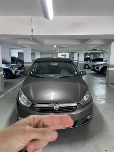 Fiat Grand Siena Essence 1.6 Flex 16V 2015