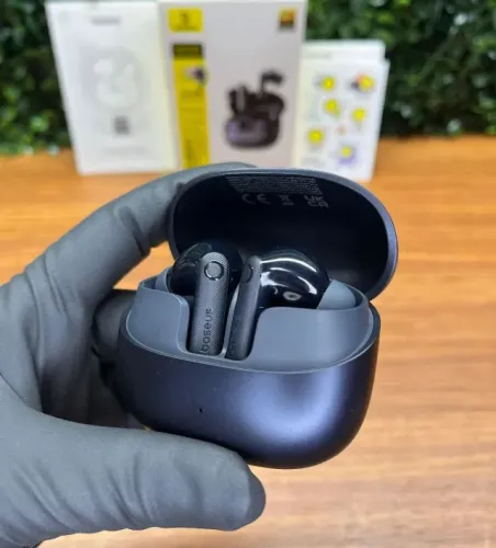 Fone sem fio Baseus EP10 Pro Cancelamento de ruído de 50db som 360 e 55h de bateria
