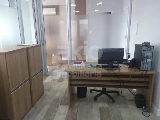 Sala Comercial em Centro Empresarial Jardins do Brasil no Centro de Osasco - 2 Salas, 2 Ba