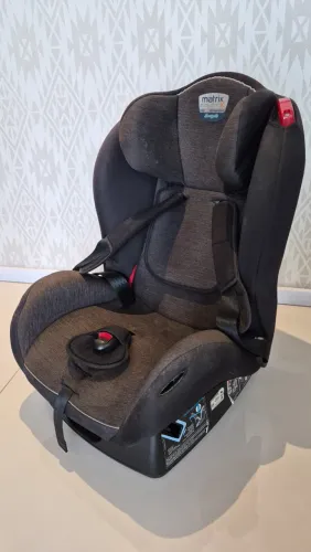Cadeirinha Infantil de Carro Matrix Evolution 0 a 25 kg Cinza Burigotto