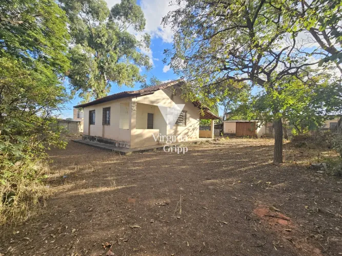 Lote Grande no Jardim Petrópolis  Ideal para Empresas, Clínicas ou Moradia com Espaço