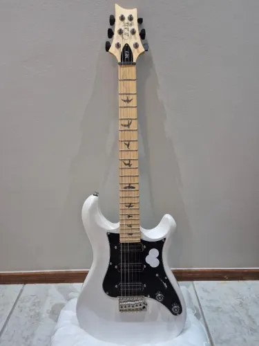 Guitarra PRS SE Maple - White Pearl - SOMENTE VENDA 
