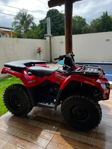 Quadriciclo Can Am 400
