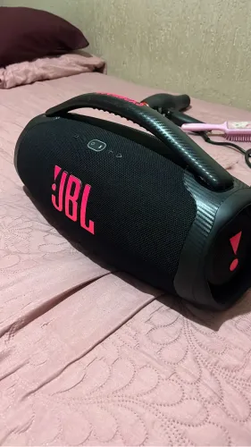     JBL Boombox 3 - Potência, Qualidade e Bateria de Longa Duração