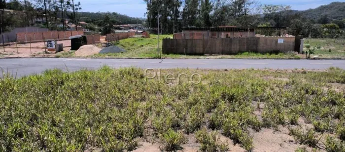 Terreno à Venda no Condomínio Ecovilla Boa Vista em Valinhos, no bairro Jardim Portugal.