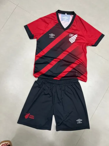 Vendo kit futebol escolinha furacão,  TAM 12 sem nome
