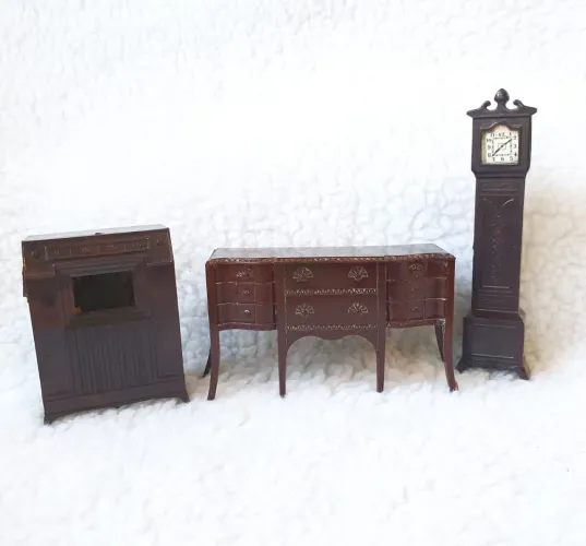 Móveis em miniatura vintage Renwal e Plasco toy