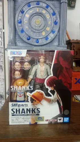 Shanks - S.h.Figuarts