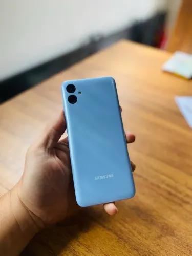 Celular Samsung Galaxy A04e 64 GB Azul Claro