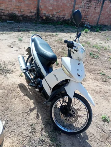 Vende-se Yamaha Crypton no ponto de transferir 