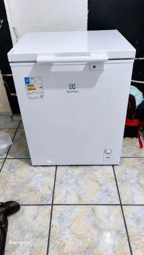 Freezer 143 L eletrolux