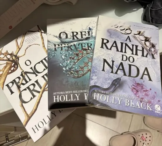 livros do Povo do Ar (O Príncipe Cruel, O Rei Perverso e A Rainha do Nada)