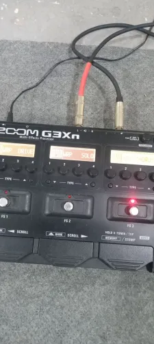 Vendo pedaleira zoom g3xn