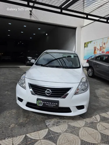 Nissan Versa SV 1.6 16V Flex Fuel 4P Mec. 2014
