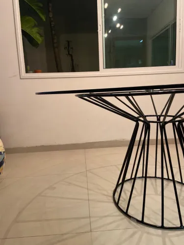 Mesa grande de vidro temperado 