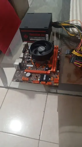 Kit Upgrade AMD Ryzen 3 3200G + Placa-mãe ASUS A320M-E + Fonte TGT 500W