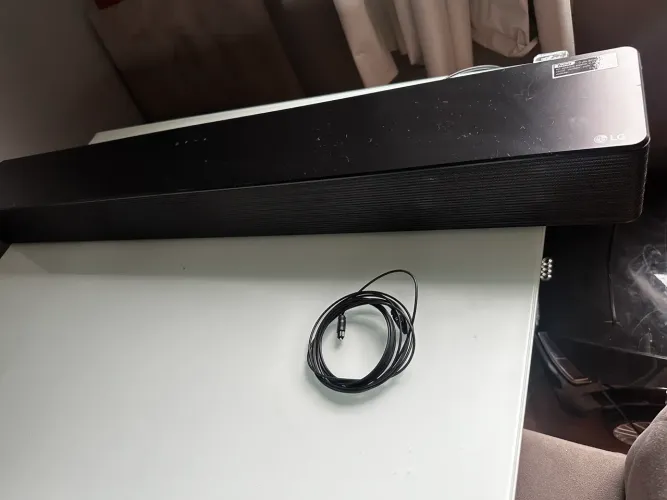 Soundbar LGSNH5 600w
