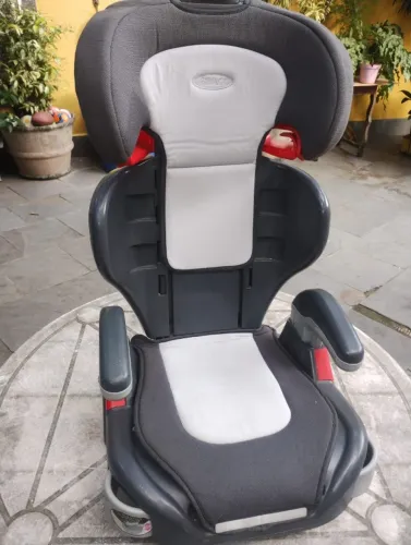 Cadeirinha Infantil para Carro 15 Á 36kg (Leia todo o anúncio)