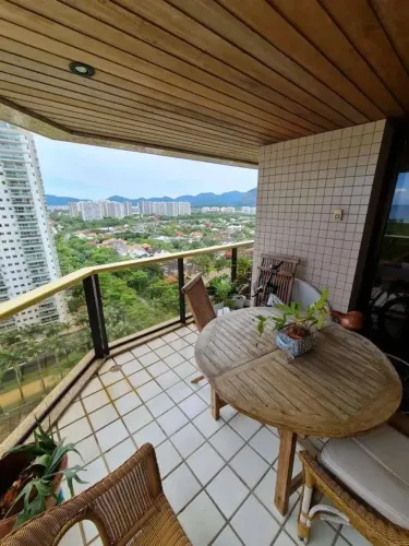 Apartamento para Venda em Rio de Janeiro / RJ no bairro Barra da Tijuca