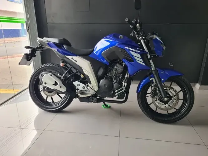 YAMAHA FZ25 2022