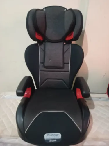 Vende -se cadeirão para carro infantil 
