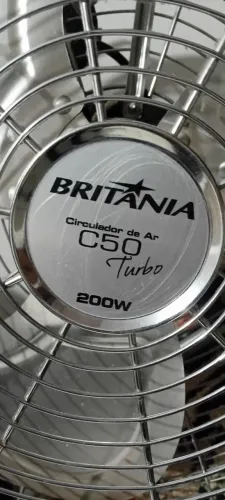 Circulador de ar BRITÂNIA C50 TURBO de chão todo metálico.Potente!!