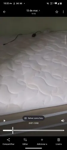 Vende se uma cama box semi nova