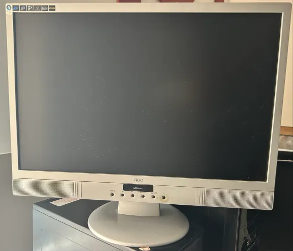 Monitor AOC 22