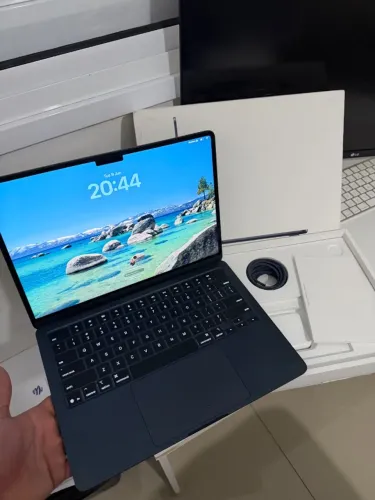 MacBook Air M4 16GB de Ram 256GB SSD(100% de bateria, garantia Apple e Apple Care+)