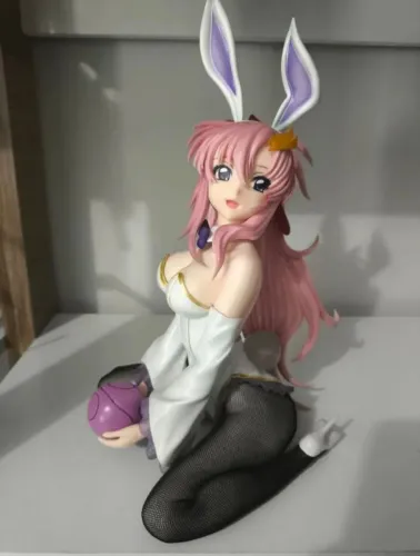 Loja Mundo - Gigante Coelhinha action figure imensa na escala 1/4 Boneco Sensual