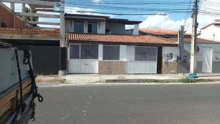 ALUGO CASA IDEAAL PARA COMERCIO NA RUA DA SMT - ATRAS DA FRAGA MAIA