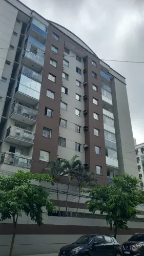 02 qtos sol da manhã com armários próximo a Quitanda - Jardim Camburi