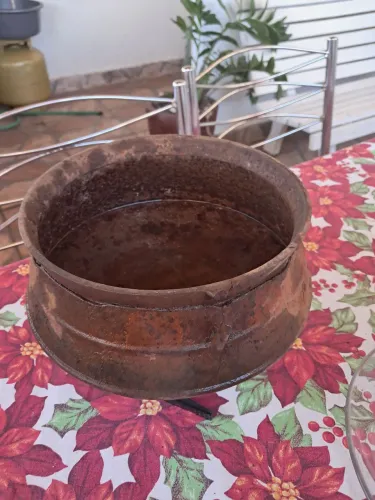 Caldeirao de ferro antigo enfeite raridade