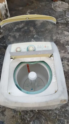 Máquina de lavar (NÃO ESTA LIGANDO)