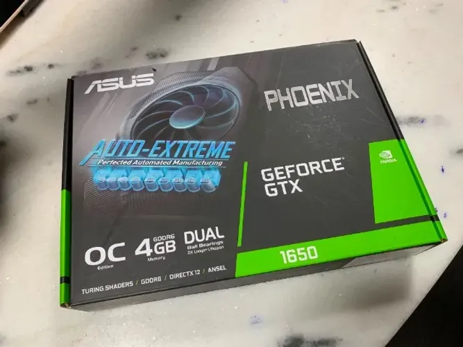 Placa de Vídeo ASUS TUF Gaming GeForce GTX 1650 4GB