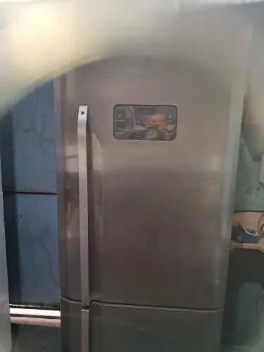 Geladeira df 52x cor prata