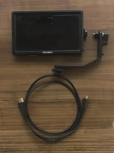 Monitor FeelWold FW568