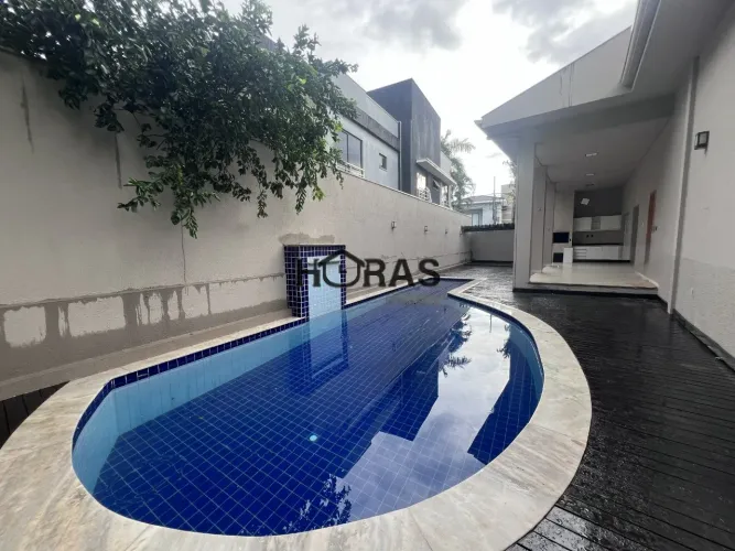 Casa para Alugar no Florais Cuiabá 3 Suítes Piscina