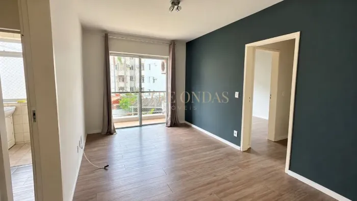 Apartamento com 2 quartos no bairro Trindade, Florianópolis.