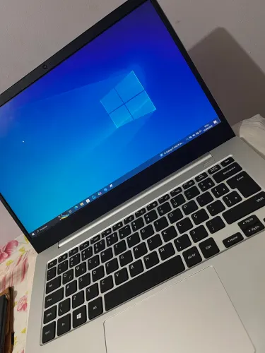 Samsung Galaxy Book Go
