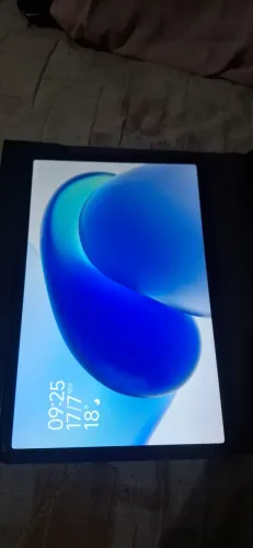 Tablet semi novo