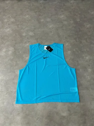 REGATA NIKE