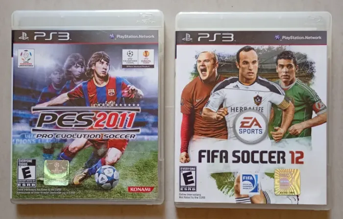 Jogos PS3 Originais: PES 2011 + FIFA 12 (Clássicos do Futebol)