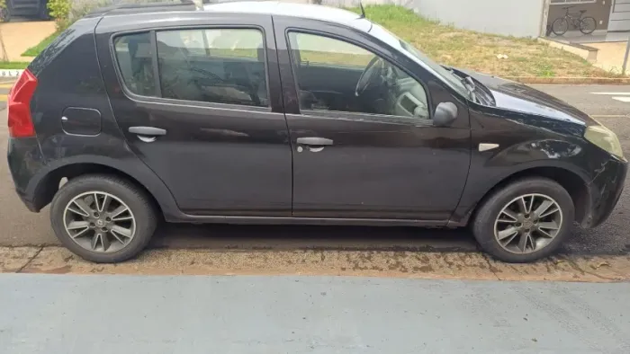 Renault Sandero Authentique Hi-flex 1.0 16V 5P 2008