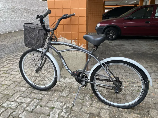 Bicicleta Linda aro 26 com marchas